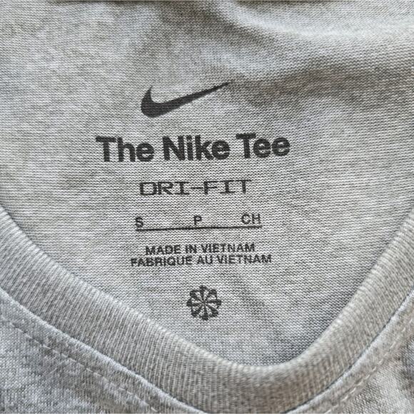 M Nike Women's Dri-FIT Grey Black Swoosh Logo Muscle Tank Top NWT Size S DX0701 - Picture 8 of 9